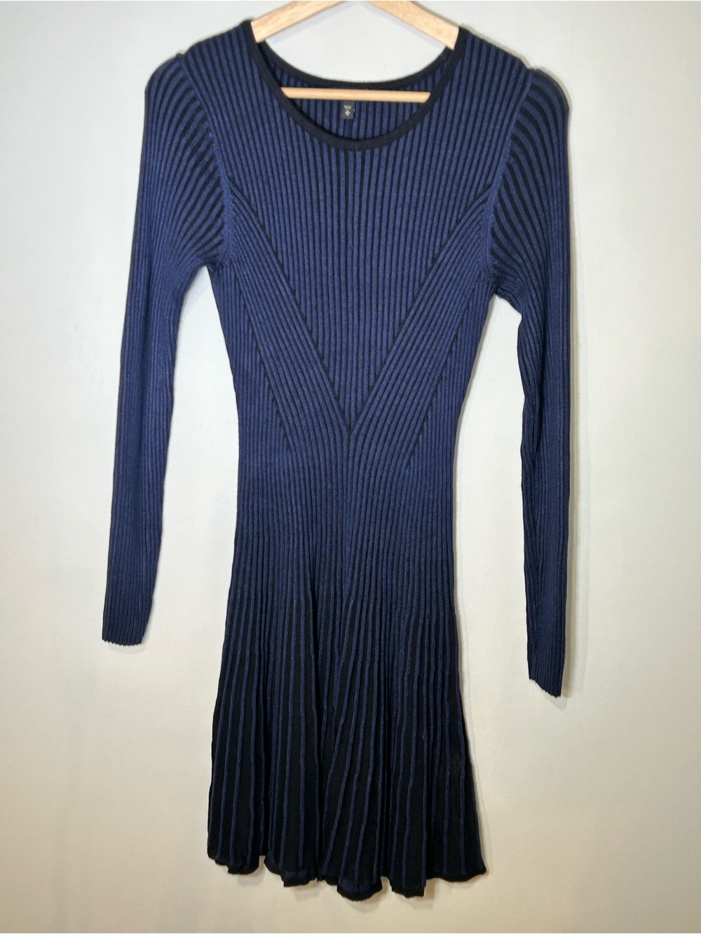 Express Navy Ribbed Pleated Fit & Flare Sweater Dress M - Picture 2 of 11